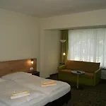 فندق Lindenhof 3*