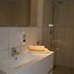 Otel Lindenhof 3*