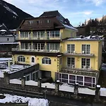 Lindenhof فندق 3*