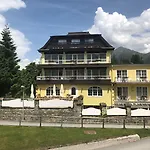 فندق Lindenhof 3*