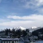 Lindenhof فندق باد جاستاين
