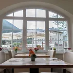 Lindenhof Otel 3*