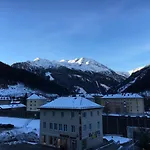 Lindenhof فندق