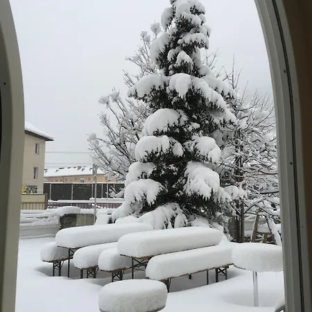 Otel Lindenhof 3*