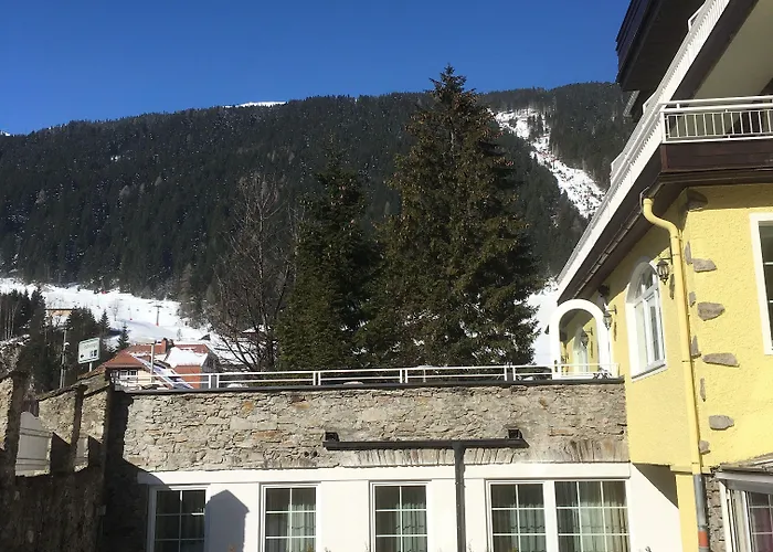 Lindenhof فندق باد جاستاين