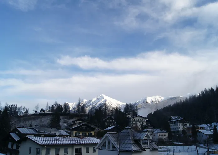 Lindenhof فندق باد جاستاين