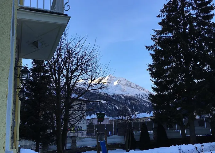 Lindenhof فندق باد جاستاين